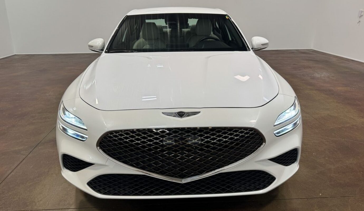 2025 Genesis G70 2.5T