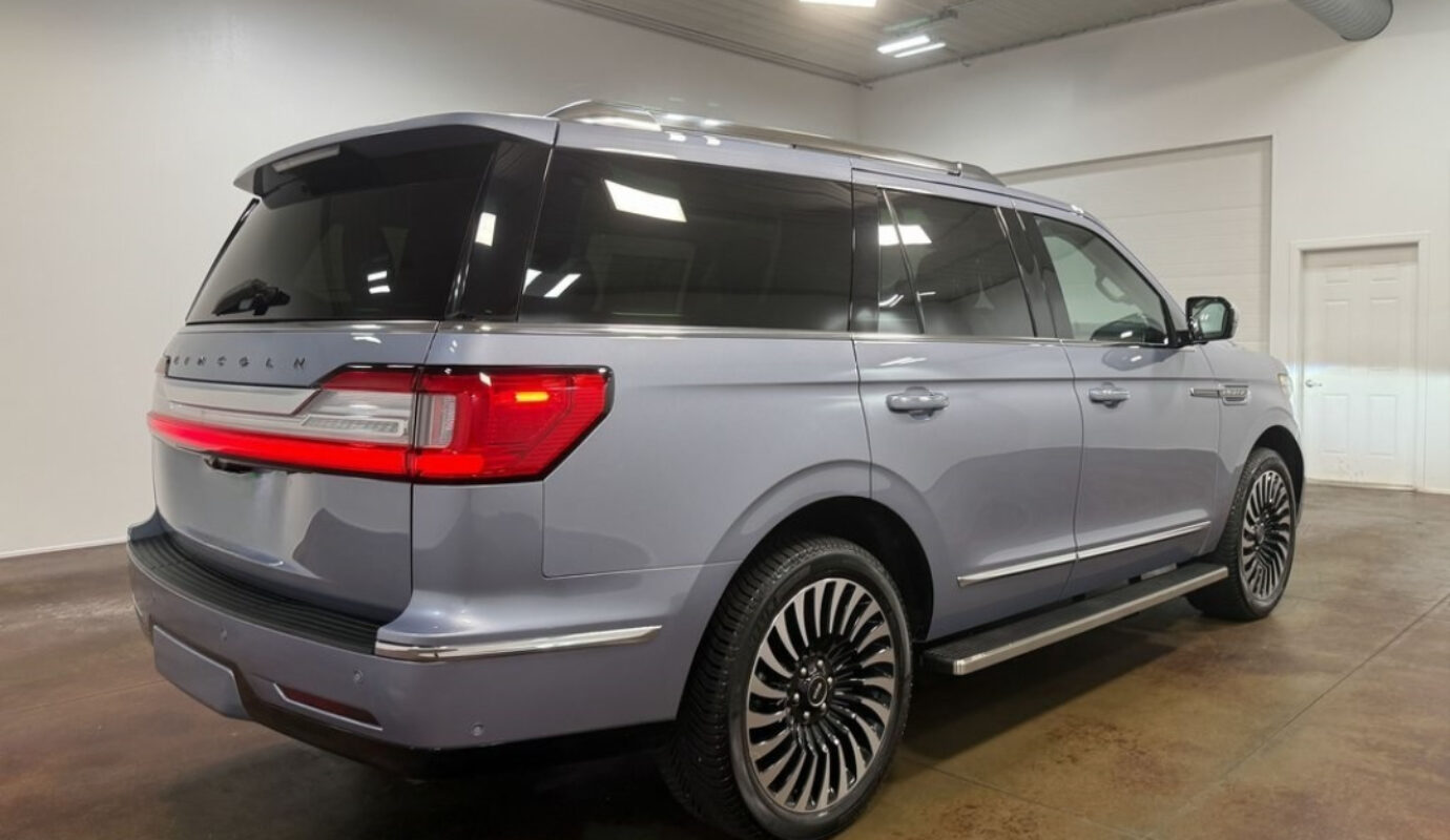 2020 Lincoln Navigator Black Label