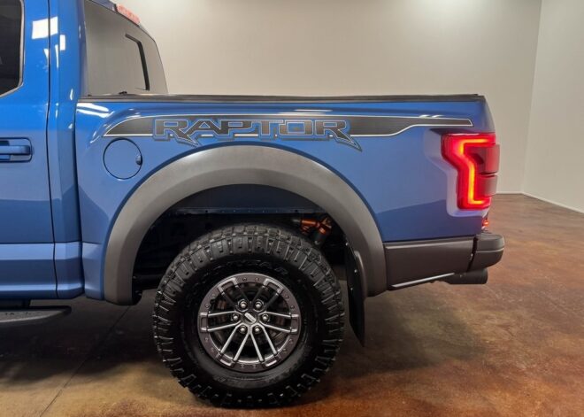 2020 Ford F-150 Raptor