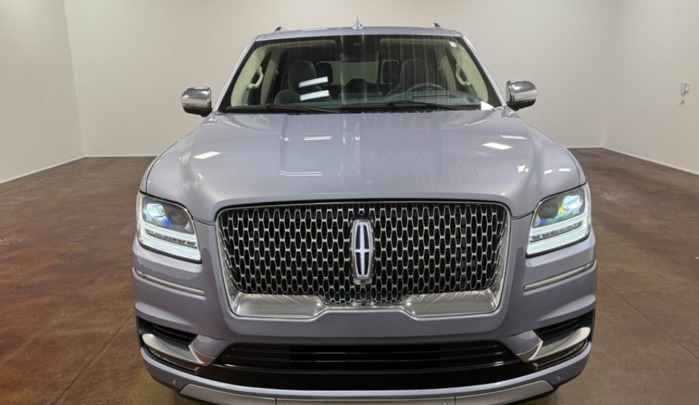 2020 Lincoln Navigator Black Label