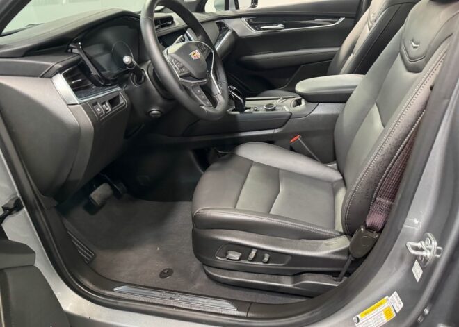 2025 Cadillac XT5 Premium Luxury