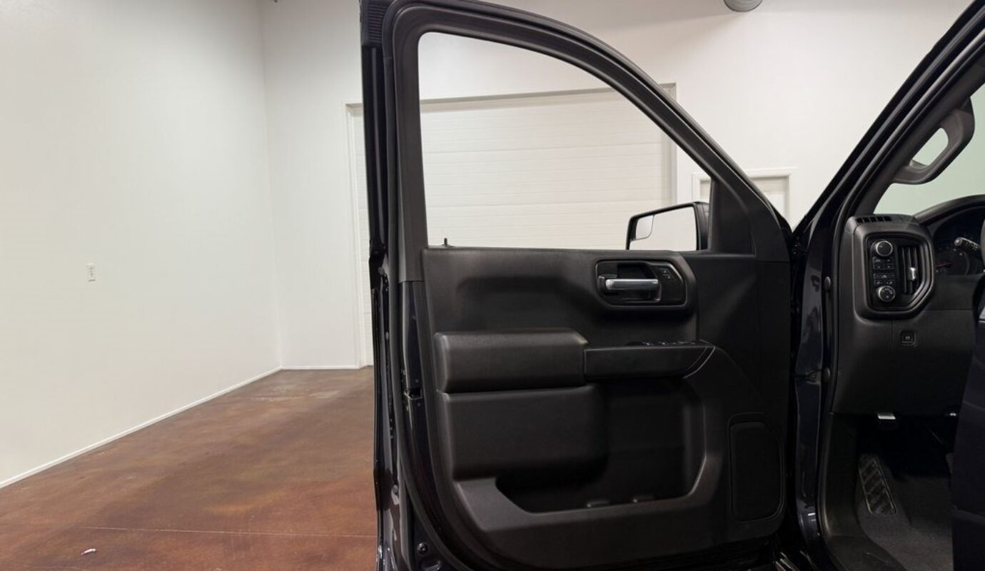 2020 Chevrolet Silverado 1500 Custom Trail Boss