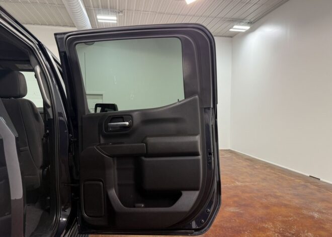 2020 Chevrolet Silverado 1500 Custom Trail Boss