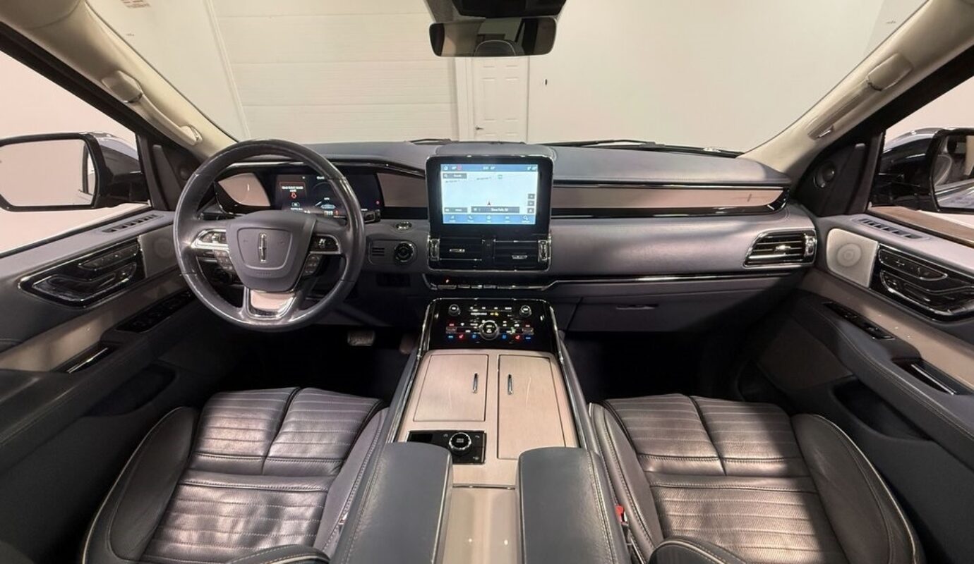 2020 Lincoln Navigator Black Label