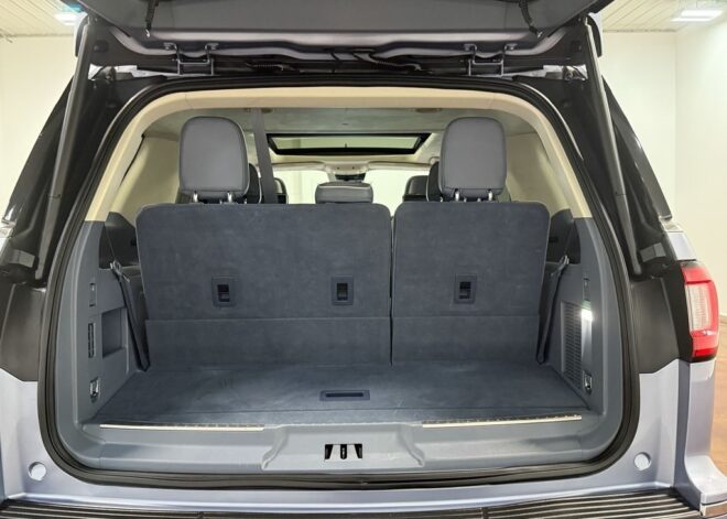 2020 Lincoln Navigator Black Label