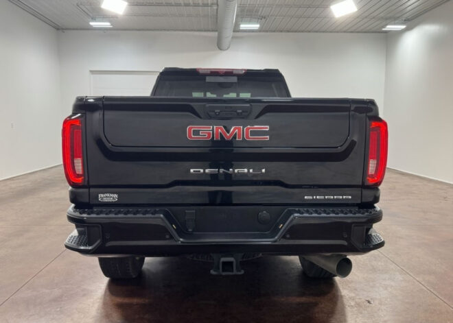2022 GMC Sierra 2500HD Denali